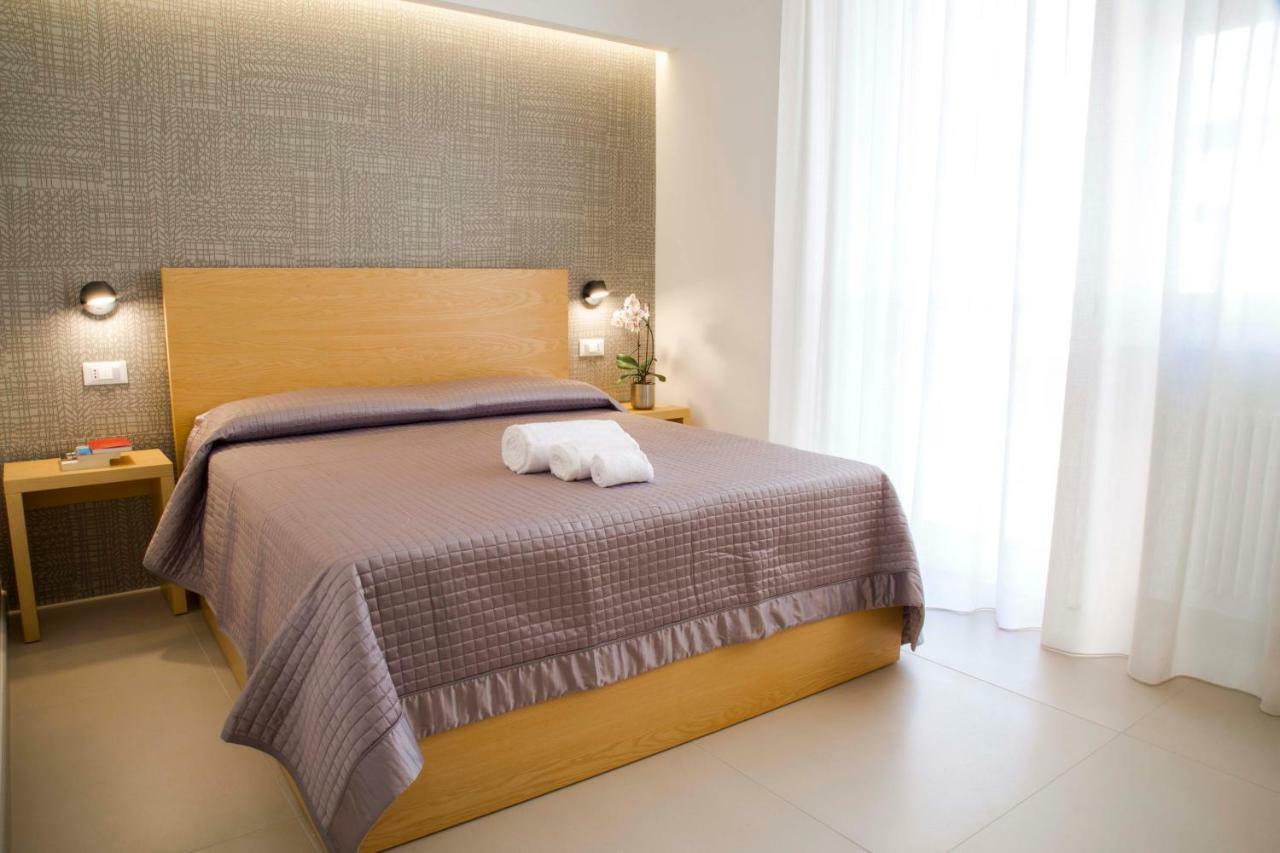 Bed and Breakfast Tuile 34 Lecce Exterior foto